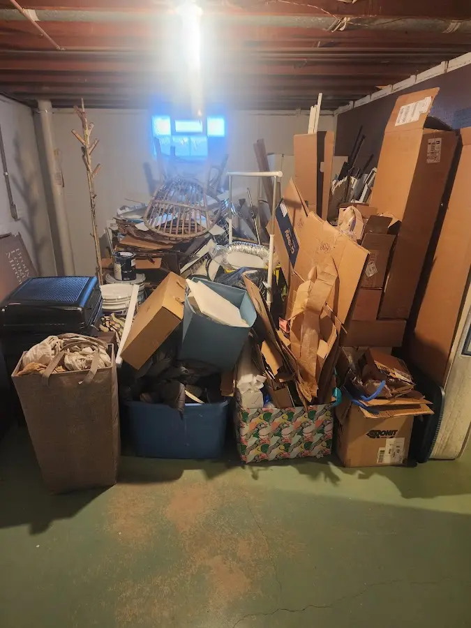 Roll-off dumpster container at job site for Construction Dumpster Rental in Yorba Linda